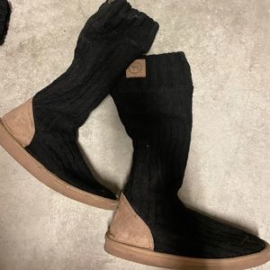 Victoria secret pink black woven boots